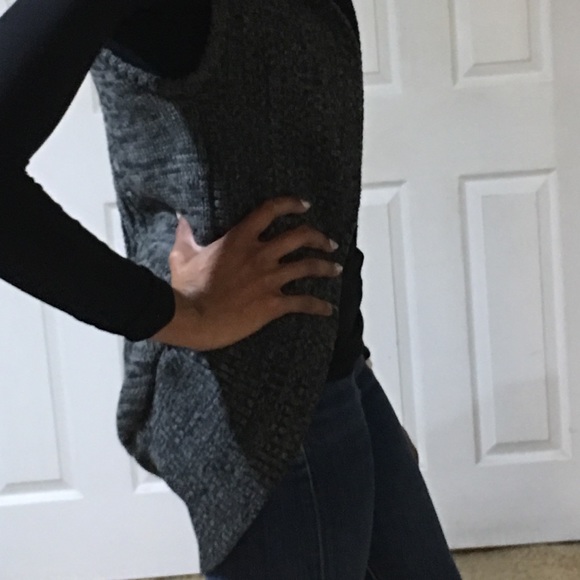 FOREVER 21 vest small grey black - Picture 4 of 5